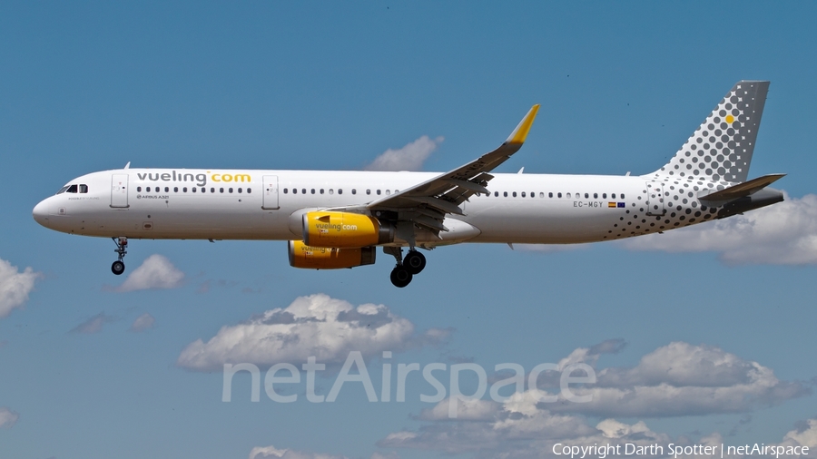 Vueling Airbus A321-231 (EC-MGY) | Photo 236071