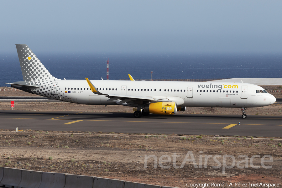 Vueling Airbus A321-231 (EC-MGY) | Photo 639389