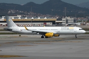 Vueling Airbus A321-231 (EC-MGZ) at  Barcelona - El Prat, Spain