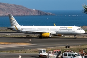 Vueling Airbus A321-231 (EC-MGZ) at  Gran Canaria, Spain