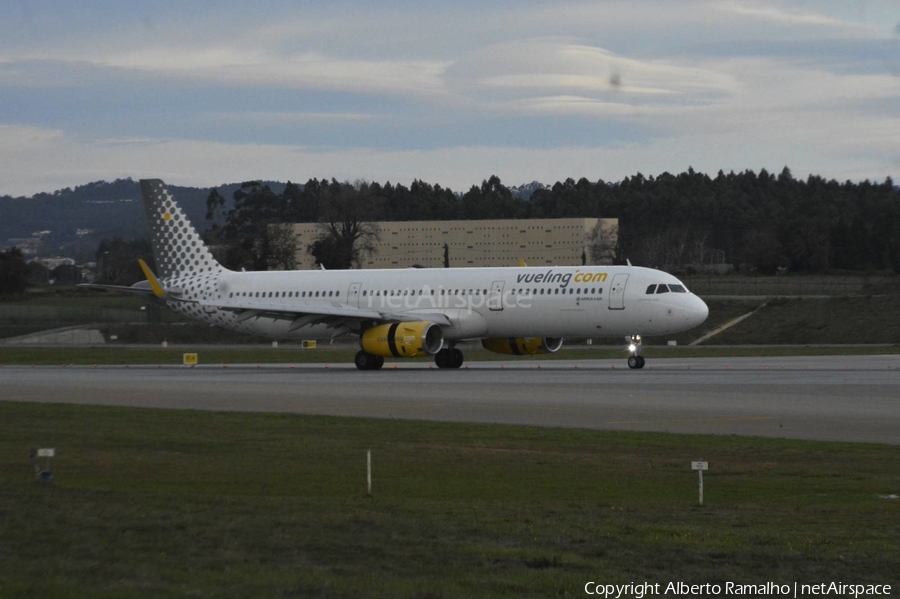 Vueling Airbus A321-231 (EC-MGZ) | Photo 486887