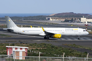 Vueling Airbus A321-231 (EC-MHB) at  Gran Canaria, Spain