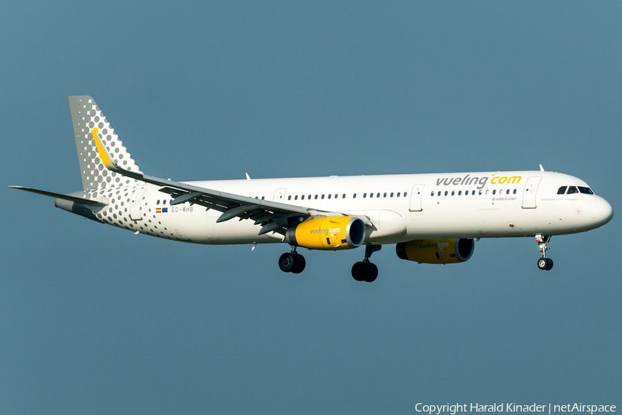 Vueling Airbus A321-231 (EC-MHB) | Photo 301283