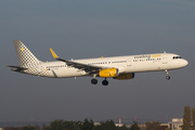 Vueling Airbus A321-231 (EC-MHB) at  Paris - Orly, France