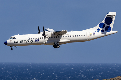 Canaryfly ATR 72-500 (EC-MHJ) at  Gran Canaria, Spain