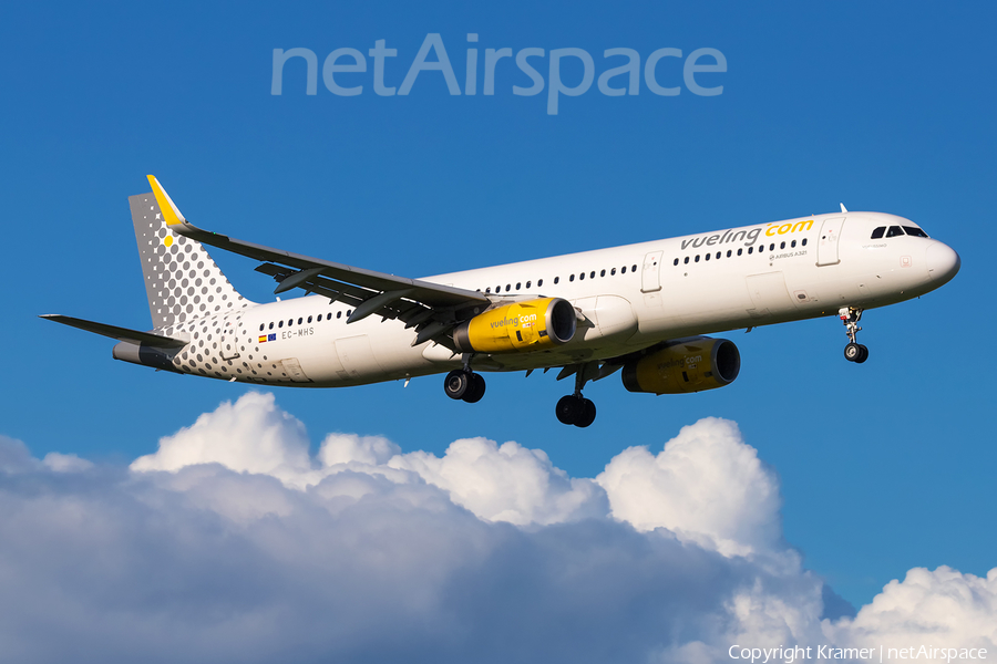 Vueling Airbus A321-231 (EC-MHS) | Photo 675922