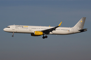 Vueling Airbus A321-231 (EC-MHS) at  Rome - Fiumicino (Leonardo DaVinci), Italy