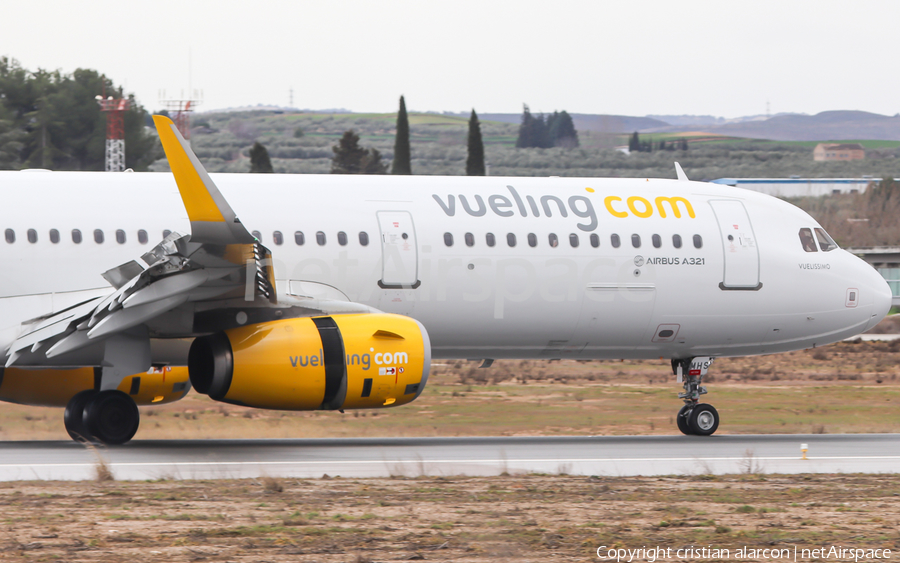 Vueling Airbus A321-231 (EC-MHS) | Photo 228228