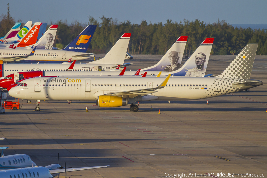 Vueling Airbus A321-231 (EC-MHS) | Photo 134071