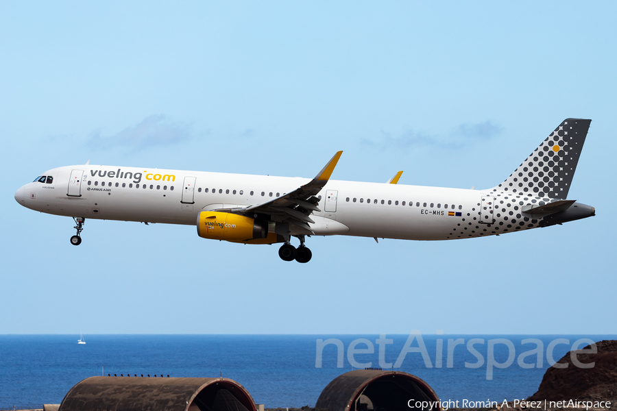Vueling Airbus A321-231 (EC-MHS) | Photo 363556