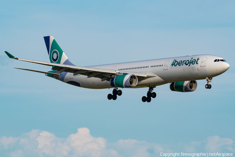 Iberojet Airbus A330-343E (EC-MII) | Photo 511404