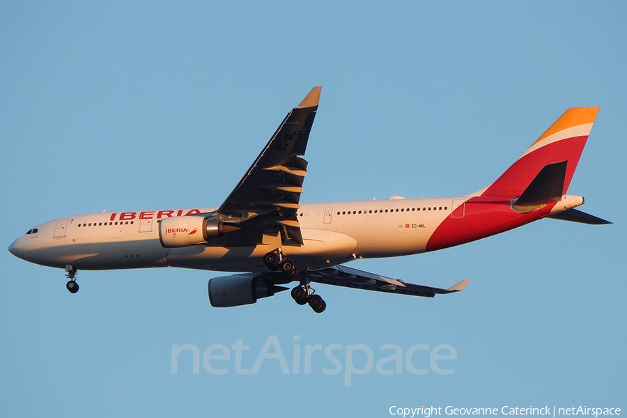 Iberia Airbus A330-202 (EC-MIL) | Photo 331838