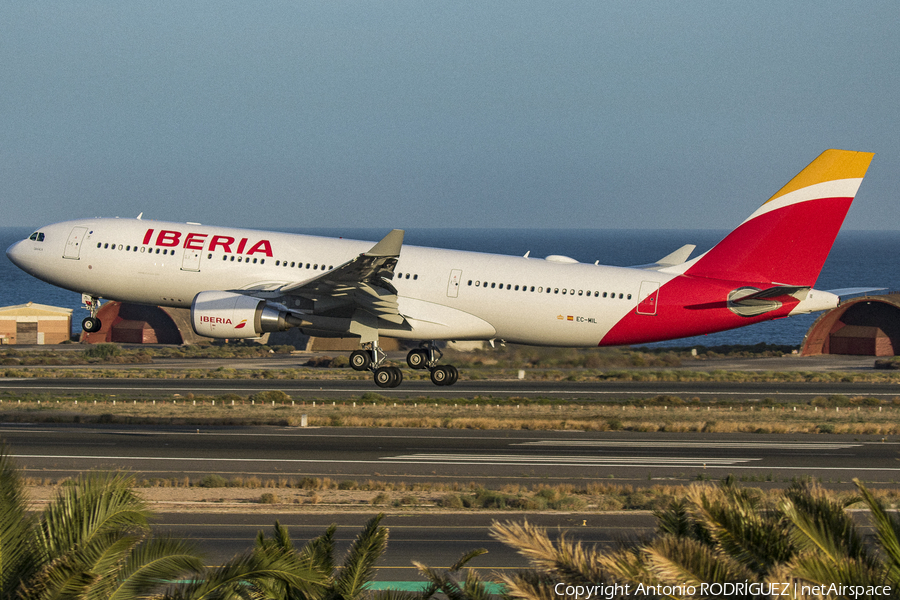 Iberia Airbus A330-202 (EC-MIL) | Photo 150217