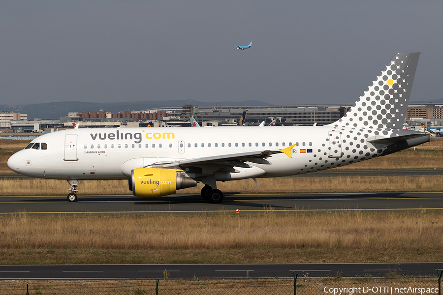 Vueling Airbus A319-111 (EC-MIR) | Photo 620563