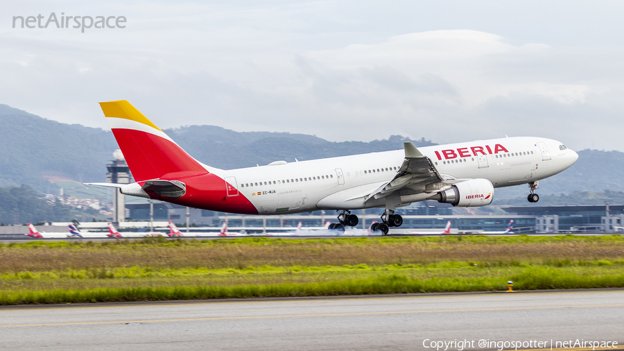 Iberia Airbus A330-202 (EC-MJA) | Photo 363448