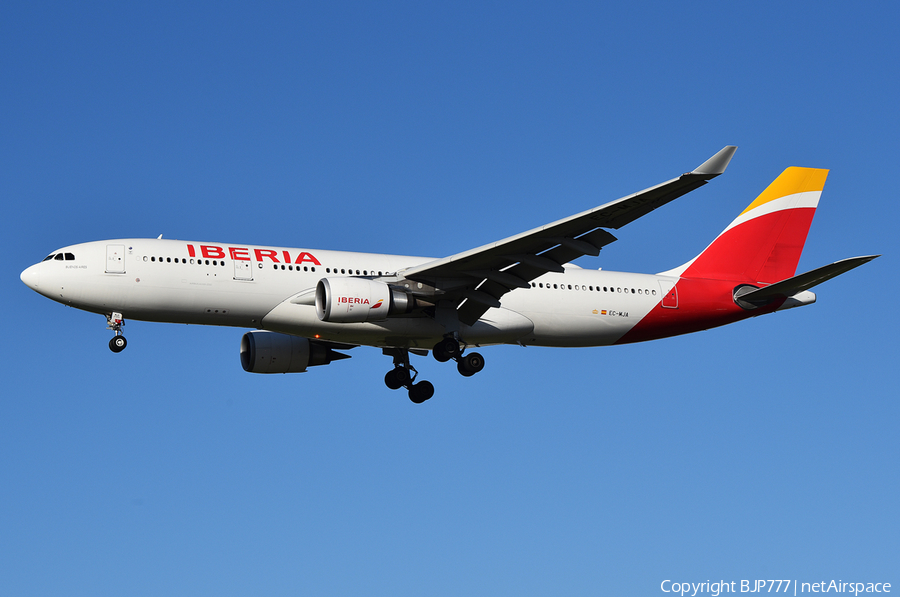 Iberia Airbus A330-202 (EC-MJA) | Photo 491494