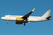 Vueling Airbus A320-232 (EC-MJB) at  Gran Canaria, Spain