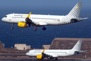 Vueling Airbus A320-232 (EC-MJB) at  Gran Canaria, Spain