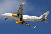 Vueling Airbus A320-232 (EC-MJC) at  Barcelona - El Prat, Spain