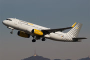 Vueling Airbus A320-232 (EC-MJC) at  Barcelona - El Prat, Spain