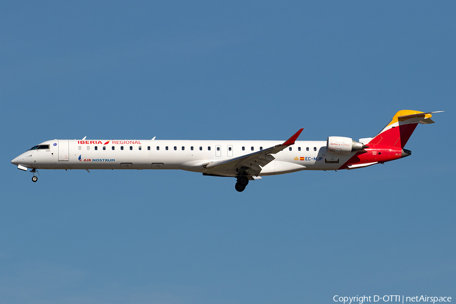 Iberia Regional (Air Nostrum) Bombardier CRJ-1000 (EC-MJP) | Photo 375582