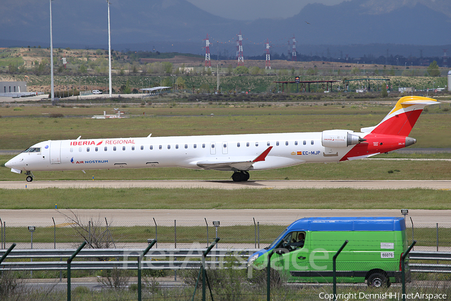 Iberia Regional (Air Nostrum) Bombardier CRJ-1000 (EC-MJP) | Photo 387696