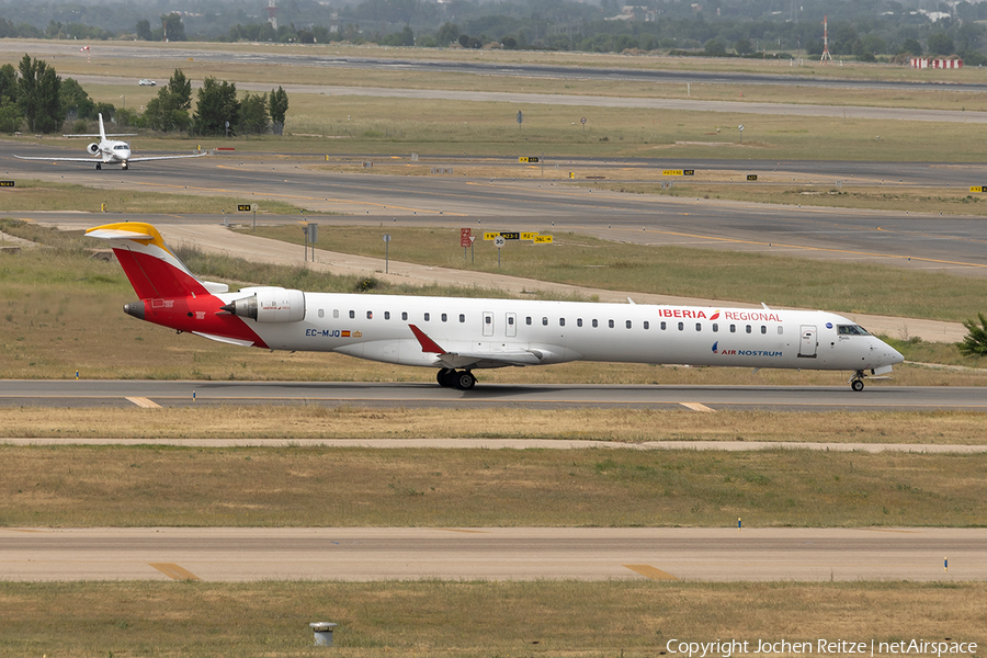 Iberia Regional (Air Nostrum) Bombardier CRJ-1000 (EC-MJQ) | Photo 509303