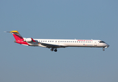 Iberia Regional (Air Nostrum) Bombardier CRJ-1000 (EC-MJQ) at  Toulouse - Blagnac, France