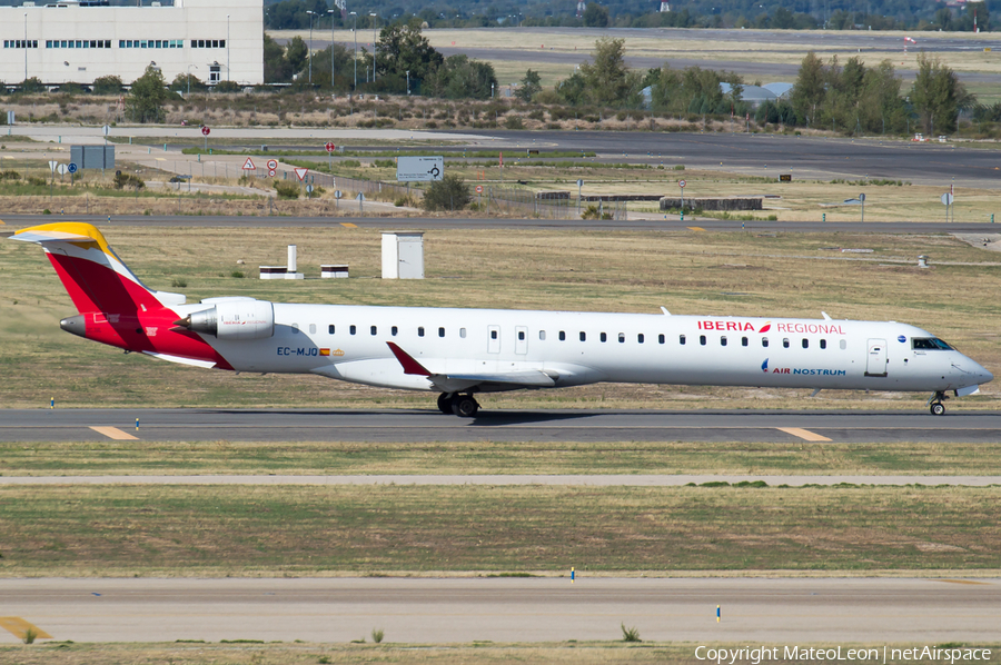 Iberia Regional (Air Nostrum) Bombardier CRJ-1000 (EC-MJQ) | Photo 350122