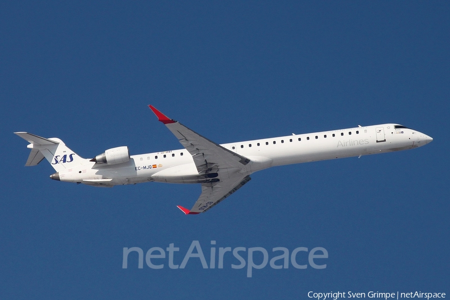 SAS - Scandinavian Airlines Bombardier CRJ-1000 (EC-MJQ) | Photo 224905