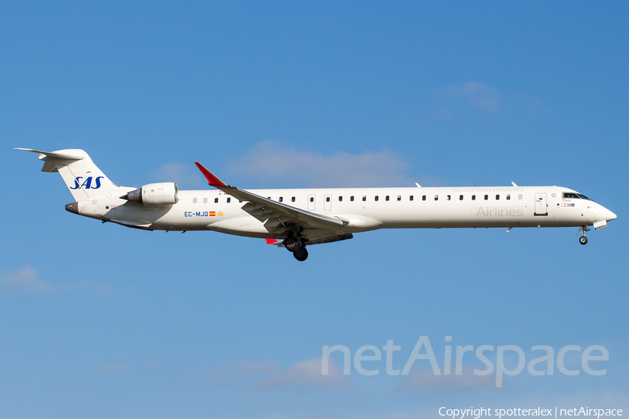 SAS - Scandinavian Airlines Bombardier CRJ-1000 (EC-MJQ) | Photo 247897