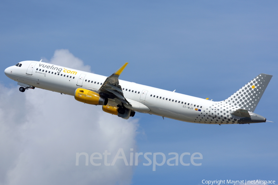 Vueling Airbus A321-231 (EC-MJR) | Photo 190349