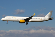 Vueling Airbus A321-231 (EC-MJR) at  Barcelona - El Prat, Spain