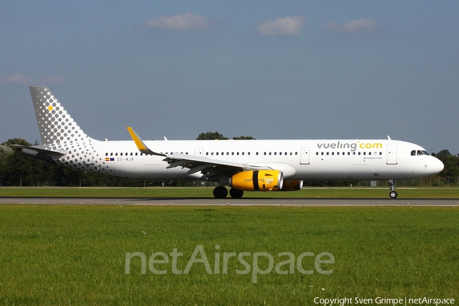 Vueling Airbus A321-231 (EC-MJR) | Photo 123183