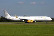 Vueling Airbus A321-231 (EC-MJR) at  Hamburg - Fuhlsbuettel (Helmut Schmidt), Germany