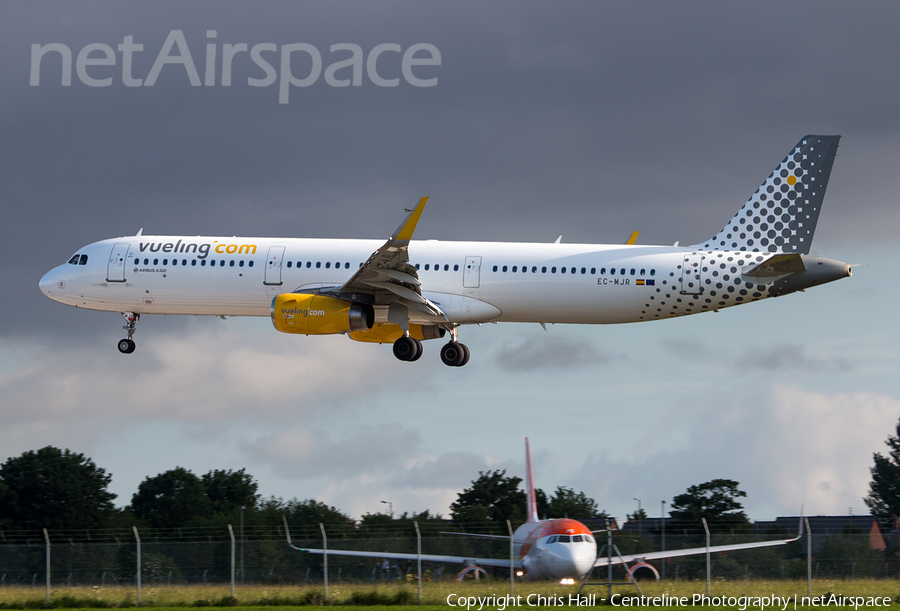 Vueling Airbus A321-231 (EC-MJR) | Photo 510030