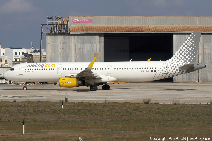 Vueling Airbus A321-231 (EC-MJR) | Photo 592495
