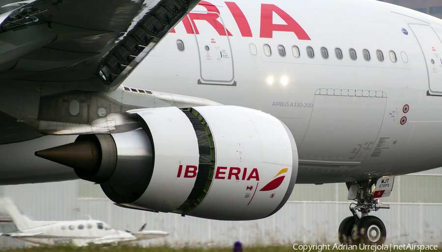 Iberia Airbus A330-202 (EC-MJT) | Photo 110396