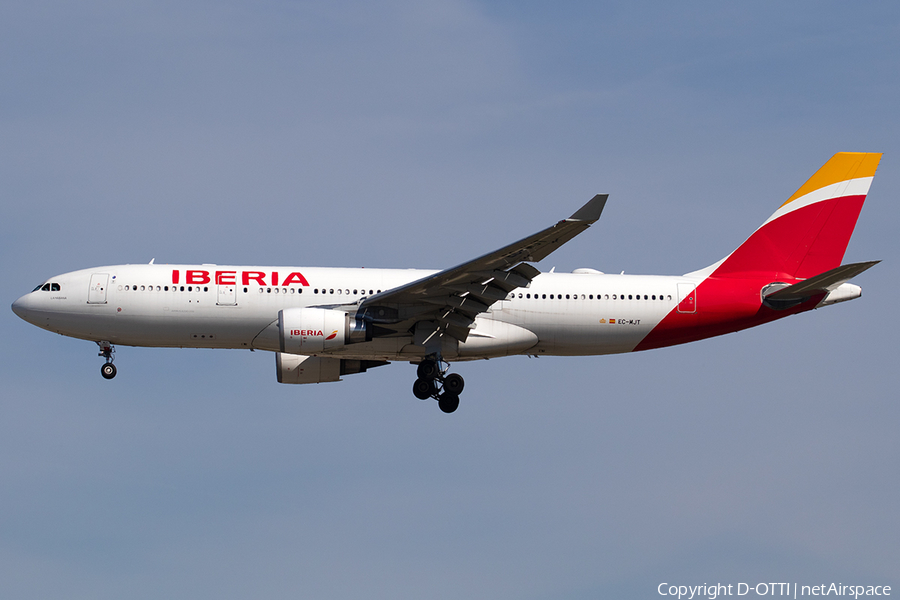 Iberia Airbus A330-202 (EC-MJT) | Photo 376117