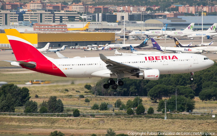 Iberia Airbus A330-202 (EC-MKI) | Photo 339374