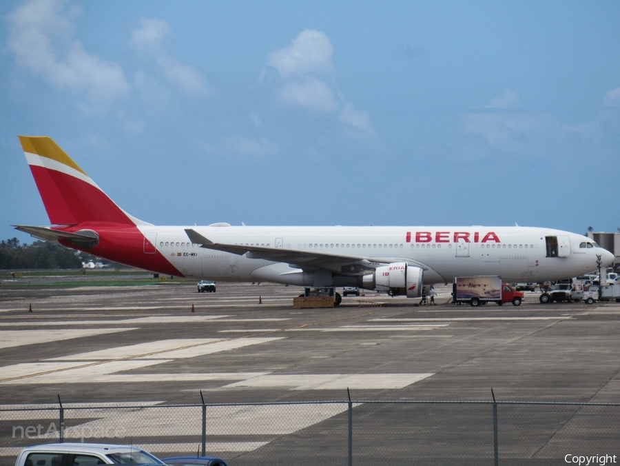 Iberia Airbus A330-202 (EC-MKI) | Photo 328411