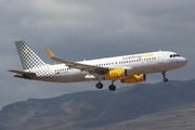 Vueling Airbus A320-232 (EC-MKM) at  Gran Canaria, Spain