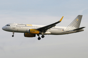 Vueling Airbus A320-232 (EC-MKO) at  Barcelona - El Prat, Spain