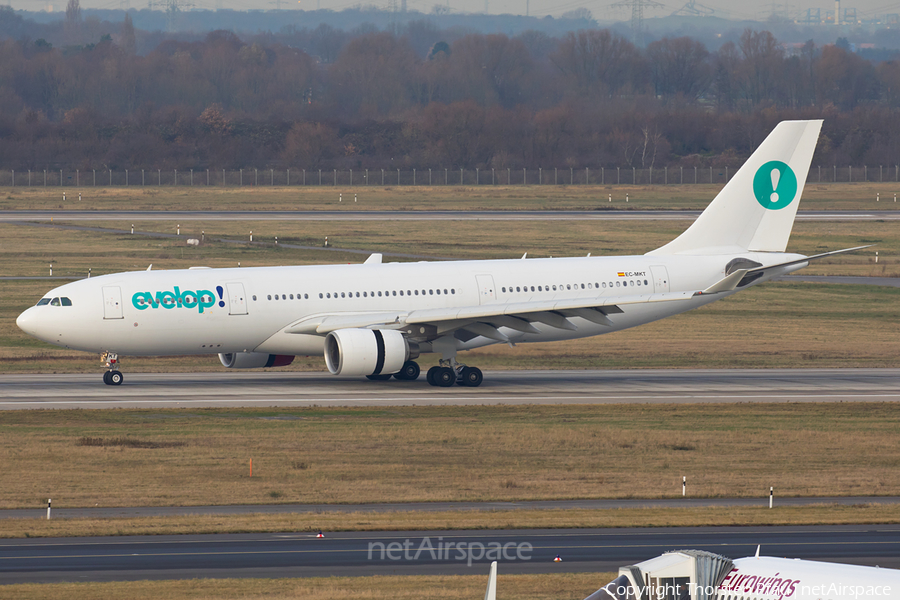Evelop Airlines Airbus A330-223 (EC-MKT) | Photo 133739