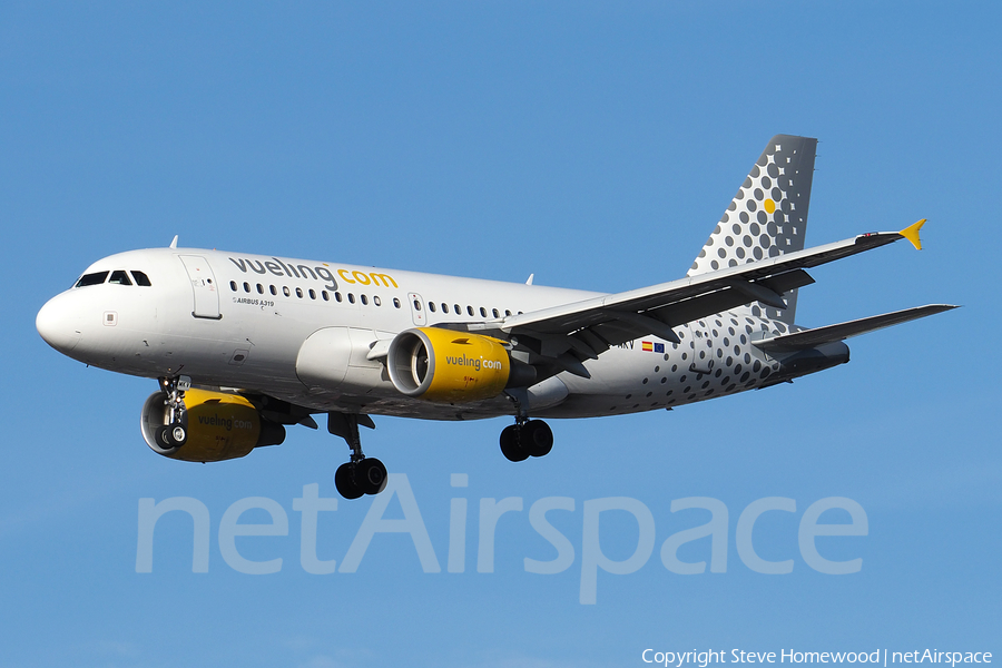 Vueling Airbus A319-112 (EC-MKV) | Photo 149592