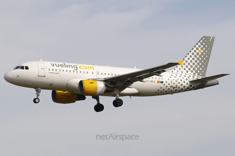 Vueling Airbus A319-112 (EC-MKX) at  Barcelona - El Prat, Spain