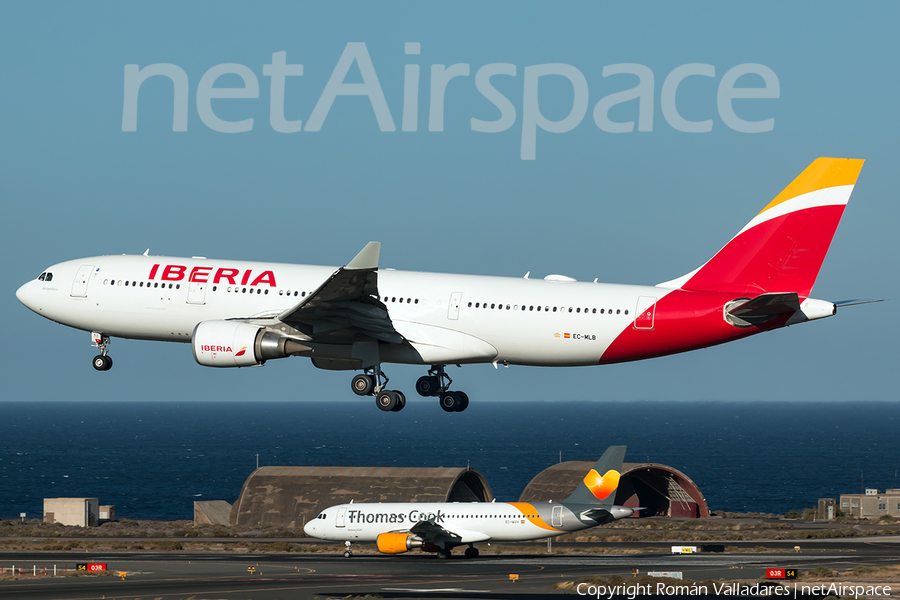 Iberia Airbus A330-202 (EC-MLB) | Photo 335265