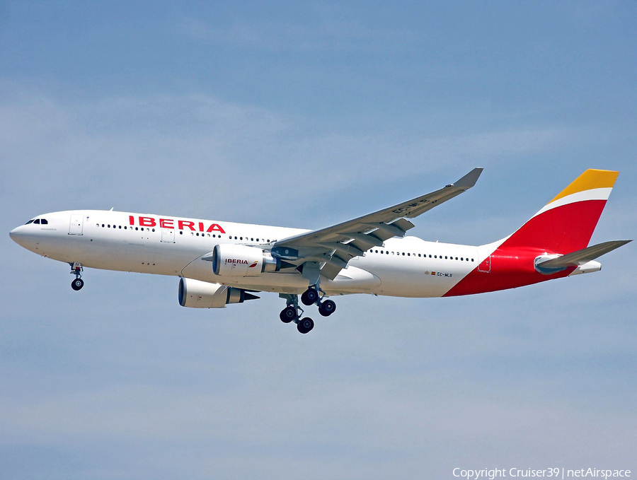 Iberia Airbus A330-202 (EC-MLB) | Photo 187656