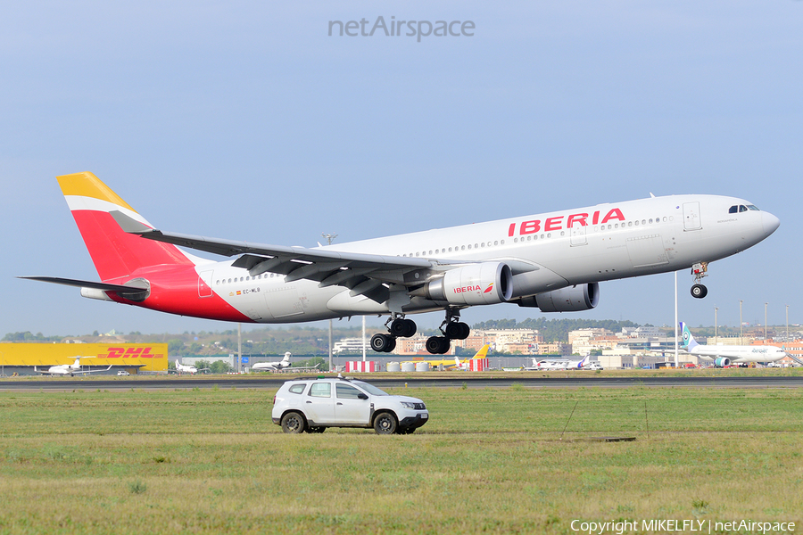 Iberia Airbus A330-202 (EC-MLB) | Photo 654700