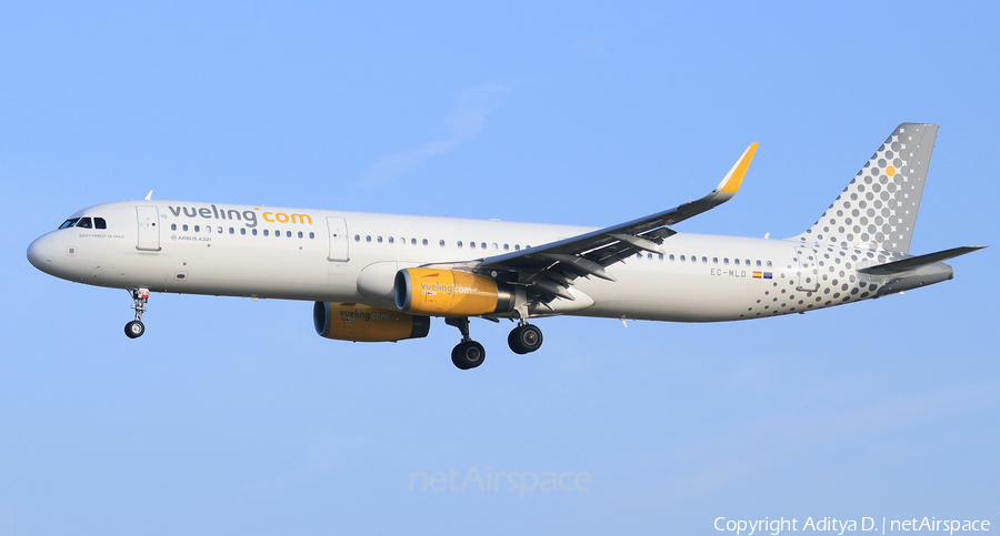 Vueling Airbus A321-231 (EC-MLD) | Photo 359670